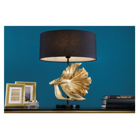Estila Dizajnová art deco stolná lampa Sidoria so zlatou podstavou v tvare ryby a čiernym tienid