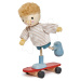 Drevená postavička chlapček na skateboarde Edward And His Skateboard Tender Leaf Toys v pulóvri