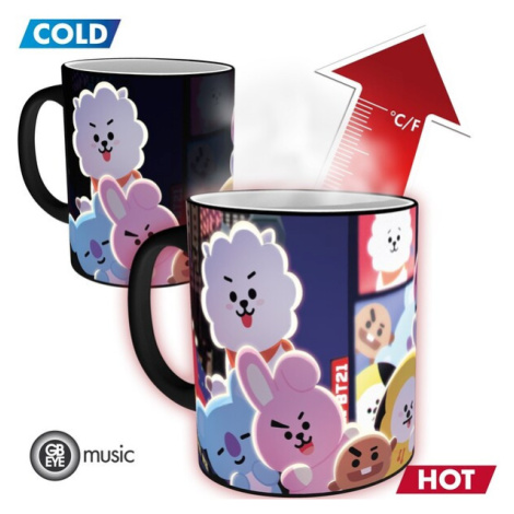 Hrnček BT21 - Times Square (meniaci sa motív) 320 ml