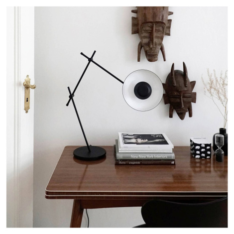 GRUPA Arigato stolová lampa 3-dielne rameno čierna