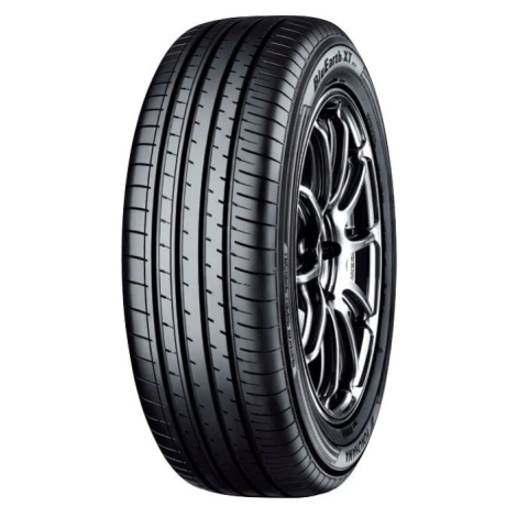 Yokohama AE61 225/60 R18 100H