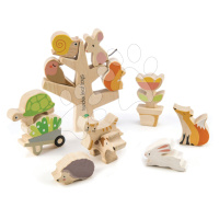 Drevené zvieratká lezúce po strome Stacking Garden Friends Tender Leaf Toys v plátenom vrecúšku 