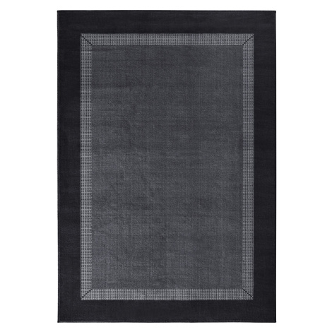 Kusový koberec Basic 105486 Black Rozmery kobercov: 160x230