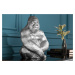 Estila Luxusná dekoračná soška gorily Wilde v koloniálnom štýle strieborná 43 cm