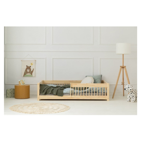Detská posteľ z borovicového dreva v prírodnej farbe 90x190 cm Mila CPW – Adeko