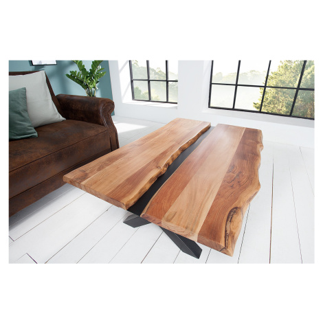 Estila Dizajnový konferenčný stolík Amazonas z masívneho akáciového dreva s prekríženými nožička