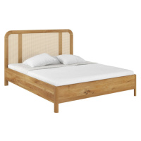 Dvojlôžková posteľ z dubového dreva 200x200 cm v prírodnej farbe Harmark - Skandica
