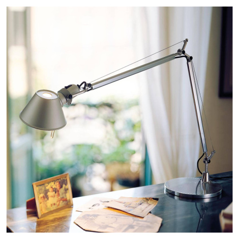 Klasická stolná LED lampa Artemide Tolomeo Table