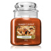 Yankee Candle Massachusetts USA Vonná sviečka Yankee Candle Cinnamon Stick Classic stredná 411g