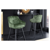Estila Moderná industriálna barová stolička Rufus s olivovozeleným zamatovým čalúnením a čiernou