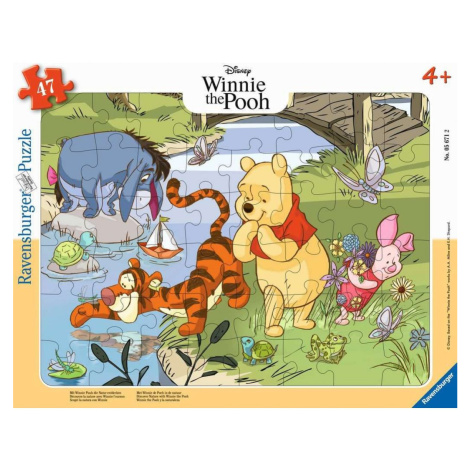 Ravensburger Puzzle Disney Medvedík Pú objavuje prírodu 47 dielikov