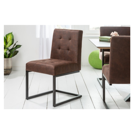 Estila Dizajnová hnedá čalúnená jedálenská stolička Vesoul s kovovou konštrukciou 86cm