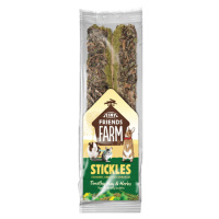 SUPREME Tiny Friends Farm Stickles seno a bylinky tyčinky 100 g