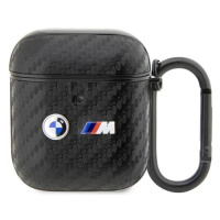 Púzdro BMW AirPods 1/2 Black Carbon Double Metal Logo (BMA2WMPUCA2)