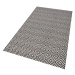 Čierno-biely vonkajší koberec NORTHRUGS Karo, 140 × 200 cm