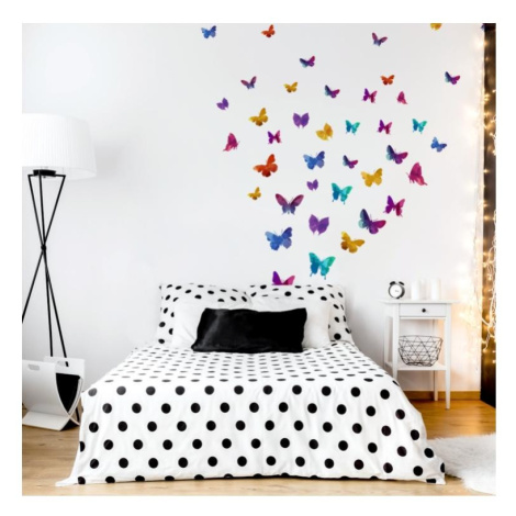 Sada nálepiek na stenu s motívom farebných motýľov