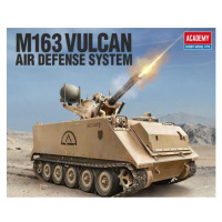 Model Kit military 13507 - US ARMY M163 VULCAN (1:35)