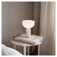 New Works Kizu stolová lampa na batérie biela