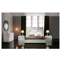Estila Dizajnová kožená manželská posteľ Martina s geometrickým vzorovaným čalúnením a s úložným