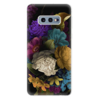 Odolné silikónové puzdro iSaprio - Dark Flowers - Samsung Galaxy S10e