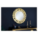 Estila Art deco závesné zrkadlo Flovia okrúhleho tvaru so zlatým kovovým rámom vytvoreným z okrú