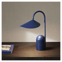 Ferm LIVING LED dobíjacia stolová lampa Arum, modrá, stmievateľná, IP44