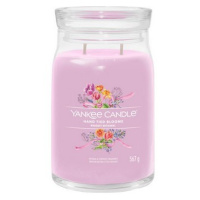 YANKEE CANDLE vonná sviečka Hand Tied Blooms 567 g