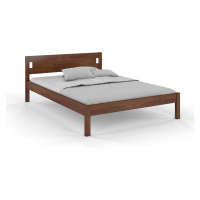 Tmavohnedá dvojlôžková posteľ z borovicového dreva 160x200 cm Laxbaken - Skandica