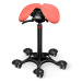 Sedlová stolička Salli SwingFit Farba čalúnenia: Koža - koralová #05145, Výška postavy: Stredná 