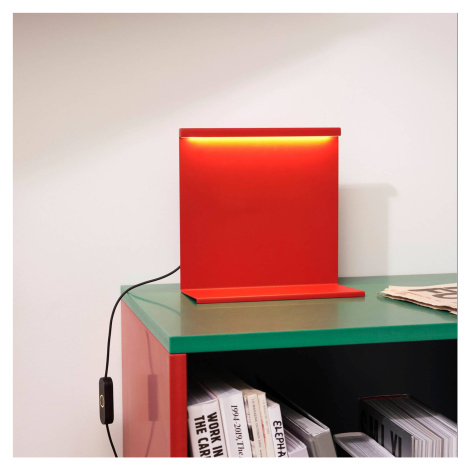 HAY LBM stolová LED lampa so stmievačom, červená