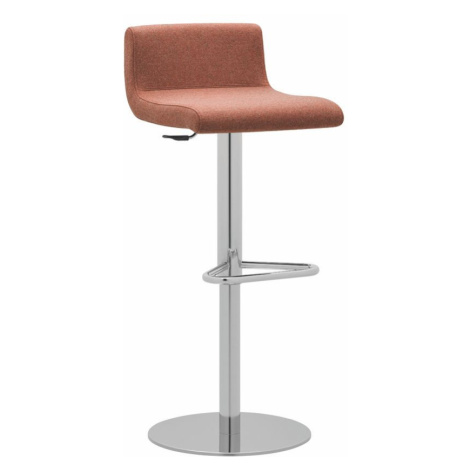 RIM - Barová stolička SITTY s čalúneným sedadlom a opierkou a centrálnou podnožou