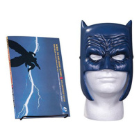 DC Comics Batman: Dark Knight Returns Book and Mask Set