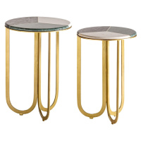 Estila Art-deco set dvoch okrúhlych príručných stolíkov Corbusier s kovovými nohami zlatej farby