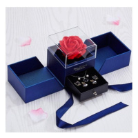Valentínska krabička na šperky tmavomodrej farby