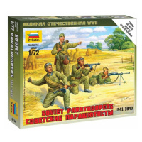 Wargames (WWII) figurky 6138 - Soviet Paratroops (1:72)