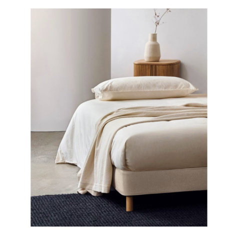 Béžová čalúnená jednolôžková posteľ 90x200 cm Ofelia – Kave Home
