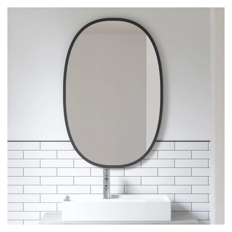 Nástenné zrkadlo 61x91 cm Hub – Umbra