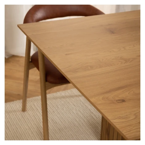 Jedálenský stôl s doskou v dubovom dekore 100x210 cm Colima – Actona