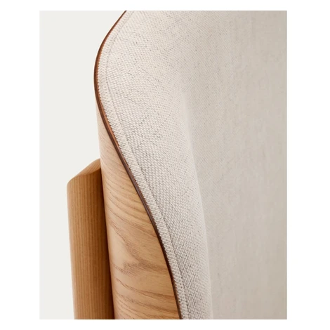 Dvojlôžková posteľ z jaseňového dreva s roštom v béžovo-prírodnej farbe 180x200 cm Octavia – Kav Kave Home