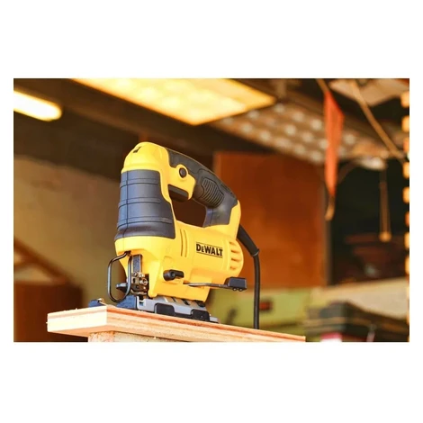 DeWALT Elektrická priamočiara píla DWE349-QS, 650 W